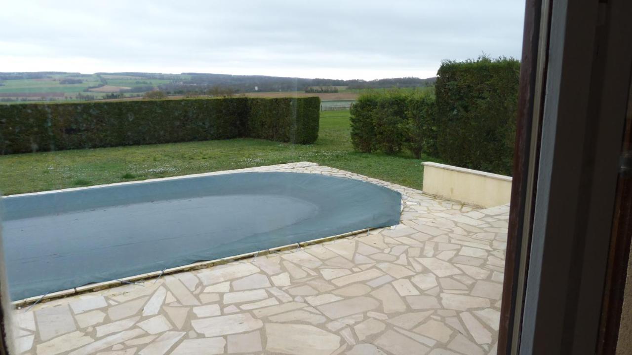 Maison De Vacances Pour 6 Personnes Avec Piscine Lainsecq Bagian luar foto