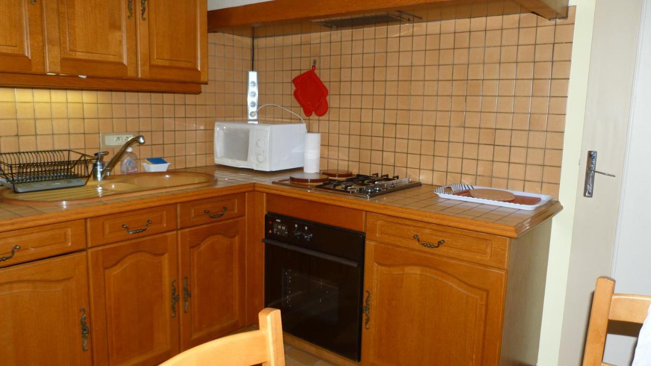 Maison De Vacances Pour 6 Personnes Avec Piscine Lainsecq Bagian luar foto